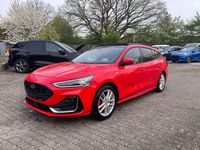 Używany Ford Focus ST-Line 155 KM (114 kW) 2022 Czerwony Sedan/Limuzyna
