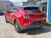 Gebraucht Ford Mustang Mach-E Extended Range 216 kW (294 PS) 2023 Lucidrot metallic SUV