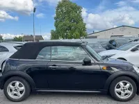 Gebraucht Mini Cooper Cabriolet 98 PS (72 kW) 2011 Midnight black Cabrio