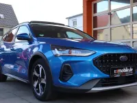 Gebraucht Ford Focus Active 120 PS (88 kW) 2023 Blau Kombi
