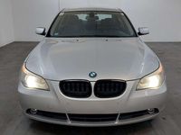 Second-hand BMW 525 218 CP (160 kW) 2004 Argintiu Berlinǎ