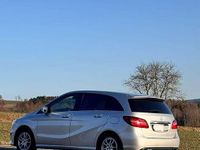 Gebraucht Mercedes B180 122 PS (89 kW) 2018 Silber Van / Kleinbus