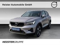 Neu Volvo XC40 Core 163 PS (119 kW) 2026 Silber SUV