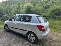 Gebraucht Skoda Fabia 69 PS (50 kW) 2011 Silber Limousine