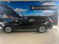 Gebraucht VW Passat Alltrack 200 PS (147 kW) 2023 Schwarz perleffekt Kombi