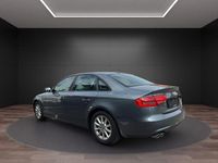 Gebraucht Audi A4 Attraction 120 PS (88 kW) 2015 Grau Limousine