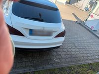 Gebraucht Mercedes CLA200 136 PS (100 kW) 2015 Weiß Kombi
