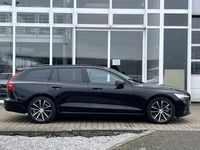 Gebraucht Volvo V60 Plus 456 PS (335 kW) 2025 Schwarz Kombi