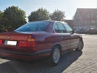 Gebraucht BMW 525 192 PS (141 kW) 1991 Rot Limousine