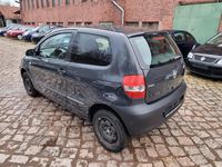Gebraucht VW Fox Basis 55 PS (40 kW) 2006 Grau Kleinwagen