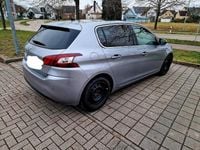 Gebraucht Peugeot 308 120 PS (88 kW) 2015 Grau Limousine