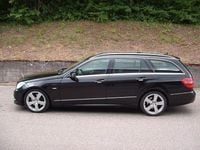 Gebraucht Mercedes E220 Avantgarde 170 PS (125 kW) 2011 Schwarz Kombi