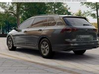 Gebraucht VW Golf VIII Life 116 PS (85 kW) 2024 Uranograu Kombi