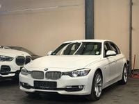 Gebraucht BMW 318 Sport Line 143 PS (105 kW) 2013 Weiß Limousine