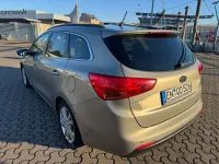 Gebraucht Kia Ceed Spirit 128 PS (94 kW) 2013 Schwarz Kleinwagen