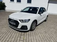 Gebraucht Audi A1 Comfort 95 PS (69 kW) 2022 Cortinaweiß SUV