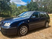 Usata VW Bora 115 CV (84 kW) 2002 Blu Station wagon