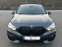 Gebraucht BMW 118 Advantage 150 PS (110 kW) 2019 Grau Kleinwagen