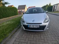 Gebraucht Renault Clio Night&Day 111 PS (81 kW) 2012 Silber Kleinwagen