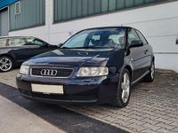 Gebraucht Audi A3 Sport 179 PS (131 kW) 2001 Blau Limousine