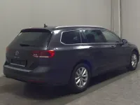 Gebraucht VW Passat Business 150 PS (110 kW) 2021 Mangangraumetallic Kombi