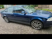 Gebraucht VW Passat 131 PS (96 kW) 2004 Blau Limousine