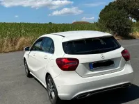 Gebraucht Mercedes A180 Urban 109 PS (80 kW) 2016 Weiß Kleinwagen