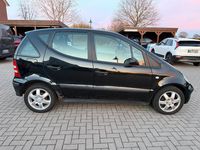 Usata Mercedes A150 82 CV (60 kW) 2002 Nero Utilitaria