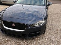 Gebraucht Jaguar XE 180 PS (132 kW) 2016 Blau Limousine