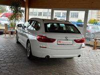 Gebraucht BMW 520 190 PS (139 kW) 2019 Weiß Limousine