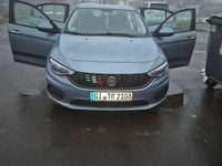Gebraucht Fiat Tipo Lounge 95 PS (69 kW) 2016 Blau Limousine