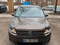 Gebraucht VW Touran 150 PS (110 kW) 2013 Braun Van / Kleinbus