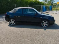 Gebraucht VW Golf 115 PS (84 kW) 2001 Blau Cabrio