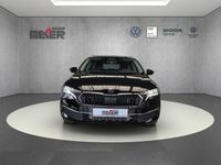 Neu Skoda Octavia Selection 150 PS (110 kW) 2026 Blackmagic perleffekt Kombi