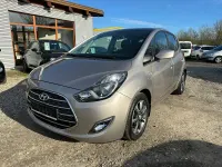 Gebraucht Hyundai ix20 125 PS (91 kW) 2016 Gold Kleinwagen