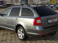 Gebraucht Skoda Octavia Ambition 140 PS (102 kW) 2013 Grau Kombi