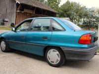 Gebraucht Opel Astra 75 PS (55 kW) 1993 Blau Limousine
