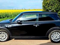 Second-hand Mini ONE Pepper 102 CP (75 kW) 2015 Negru Hatchback