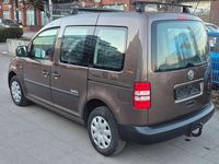 Gebraucht VW Caddy Trendline 86 PS (63 kW) 2013 Toffeebraun metallic Van / Kleinbus