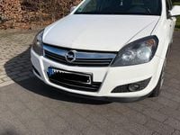 Gebraucht Opel Astra 110 PS (80 kW) 2010 Weiß Kombi