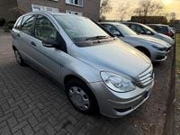 Gebraucht Mercedes B170 116 PS (85 kW) 2007 Silber Van / Kleinbus