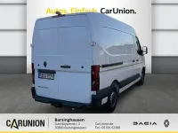 Gebraucht Renault Master 131 PS (96 kW) 2026 Mineralweiß Van / Kleinbus