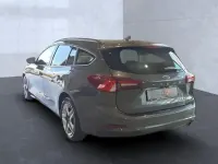 Gebraucht Ford Focus Cool & Connect 125 PS (91 kW) 2022 Magneticgrau (metallic) Kombi