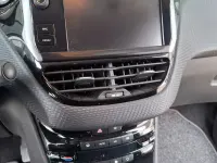 Gebraucht Peugeot 2008 Active 110 PS (80 kW) 2016 Weiß SUV