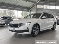 Gebraucht Skoda Octavia Selection 150 PS (110 kW) 2024 Moonweiß perleffekt Kombi