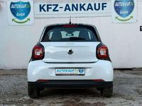 Second-hand Smart ForFour 71 CP (52 kW) 2019 Alb Hatchback