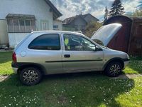 Second-hand Opel Corsa 55 CP (40 kW) 2000 Argintiu Berlinǎ