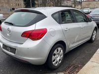 Gebraucht Opel Astra Cosmo 116 PS (85 kW) 2010 Grau Limousine