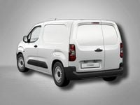 Gebraucht Opel Combo 102 PS (75 kW) 2024 Kaolin weiß Van / Kleinbus