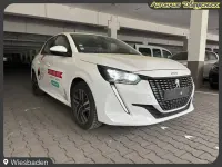 Gebraucht Peugeot 208 Allure 101 PS (74 kW) 2020 Weiß Kleinwagen